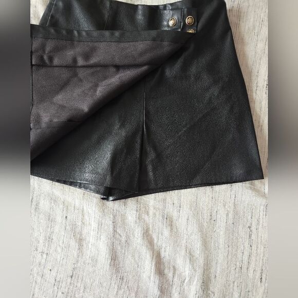 Zara Black Vegan Leather Mini Skort - Picture 3 of 5